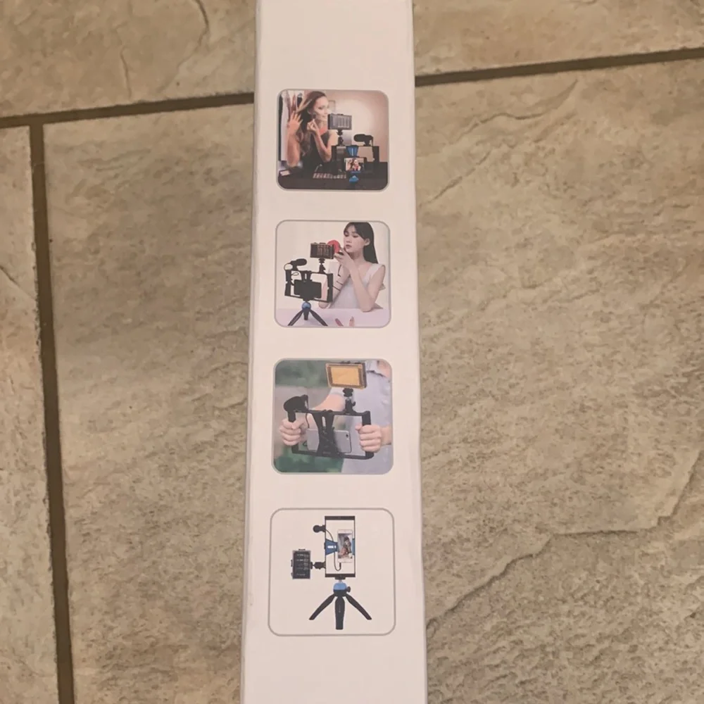 Brand New still in the box Live Broadcast LED Selfie Kit